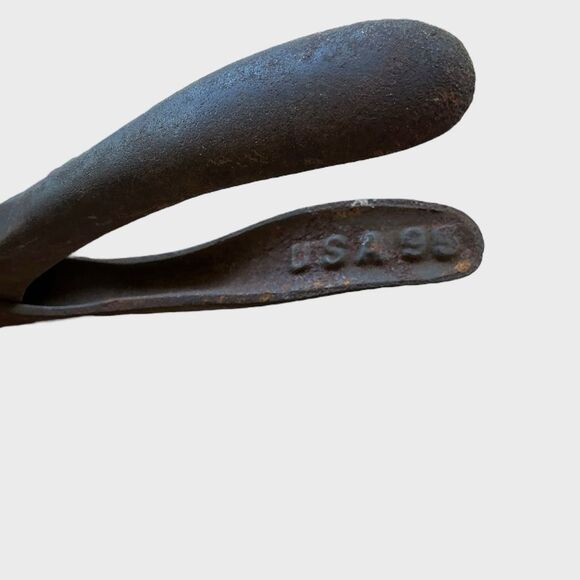 Morrill’s Saw Set Tool | Antique Woodworking Tool | Collectible Hand Tool - Picture 6 of 7